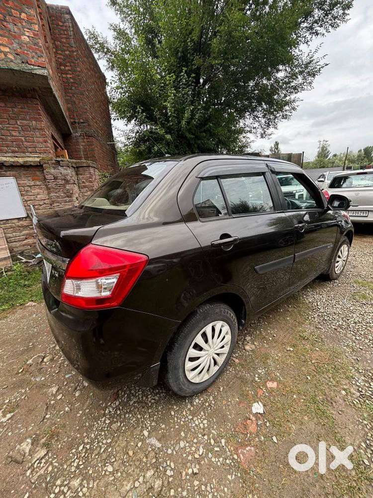 Maruti Suzuki Dzire 1.2 Vxi, 2017, Petrol