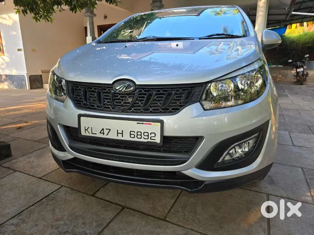 Mahindra Marazzo 2018 Variant
