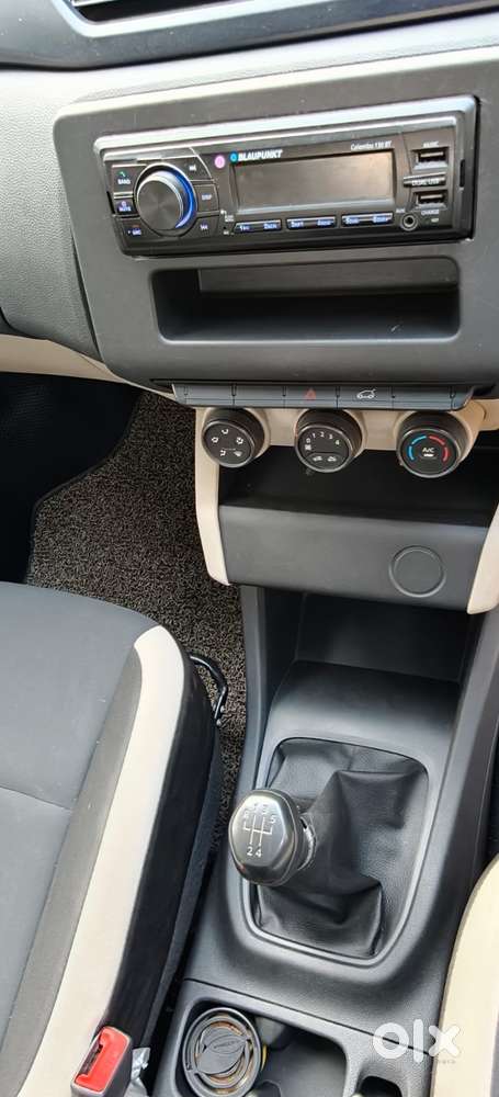 Renault Triber Rxl, 2022, Petrol