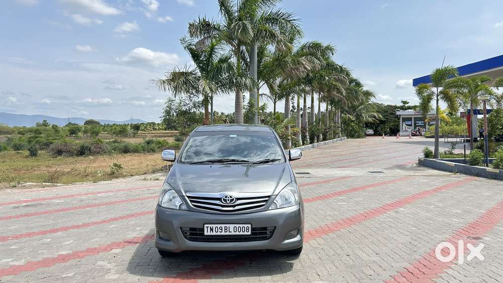 Toyota Innova 2.5 V 7 Str, 2011, Diesel
