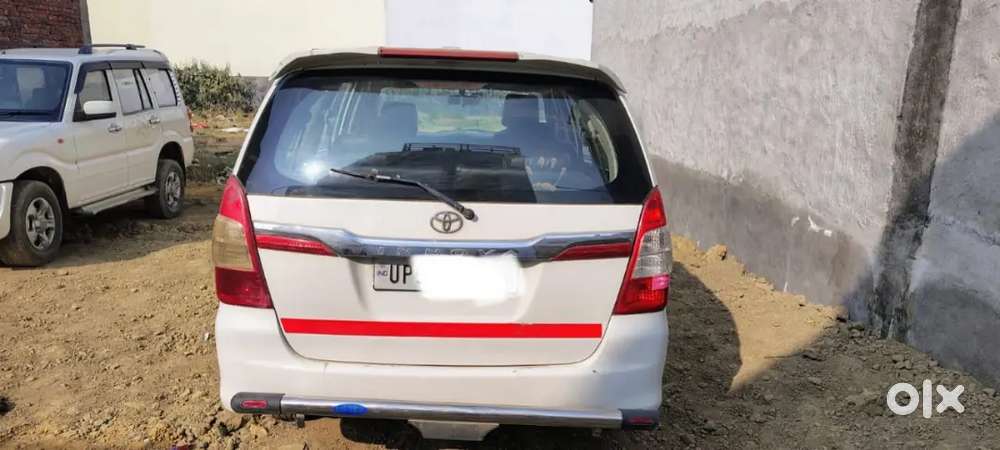 Toyota Innova 2015 Diesel Well Maintained