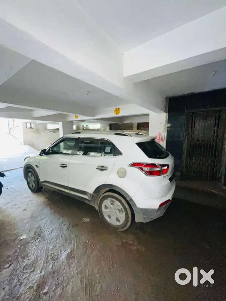 Hyundai Creta 2017 Petrol Well Maintained
