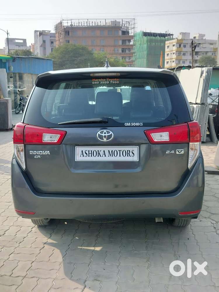 Toyota Innova Crysta