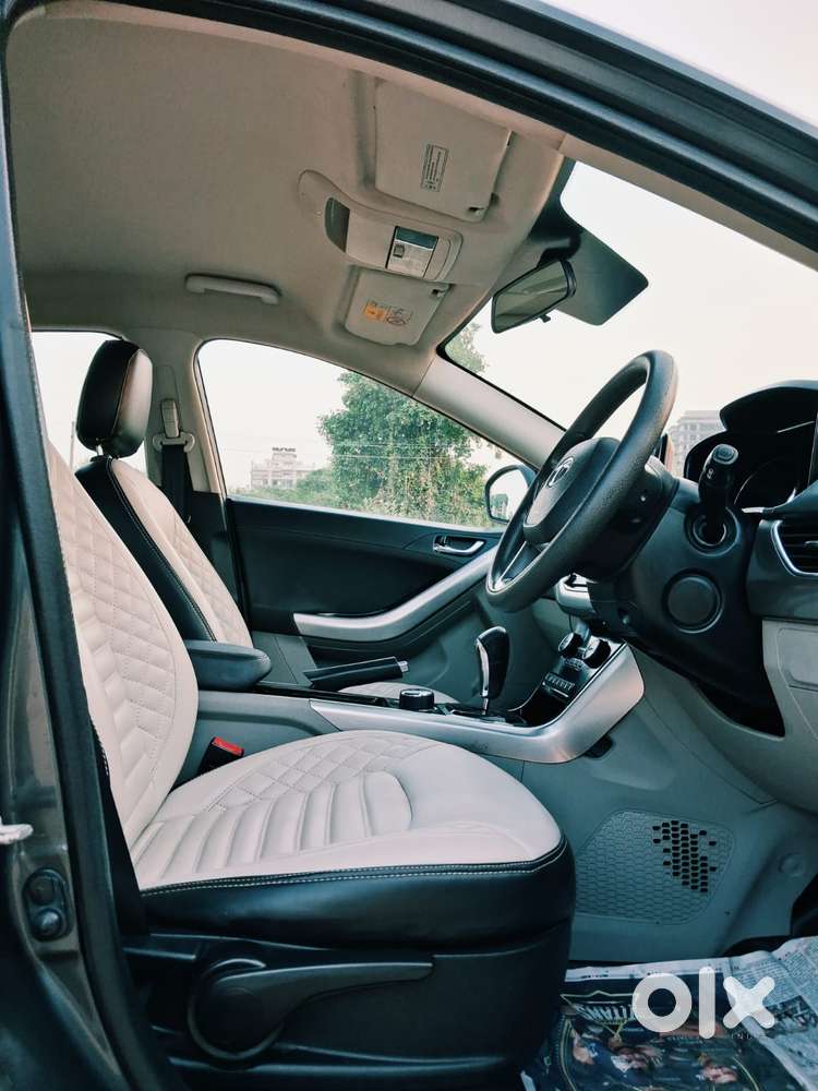 Tata Nexon 1.2 Revotron Xza Plus, 2018, Petrol