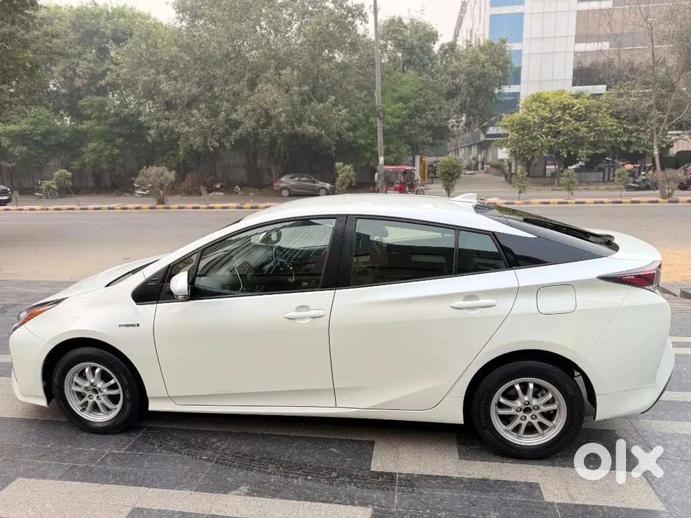 Toyota Prius Hybrid 2017 Automatic