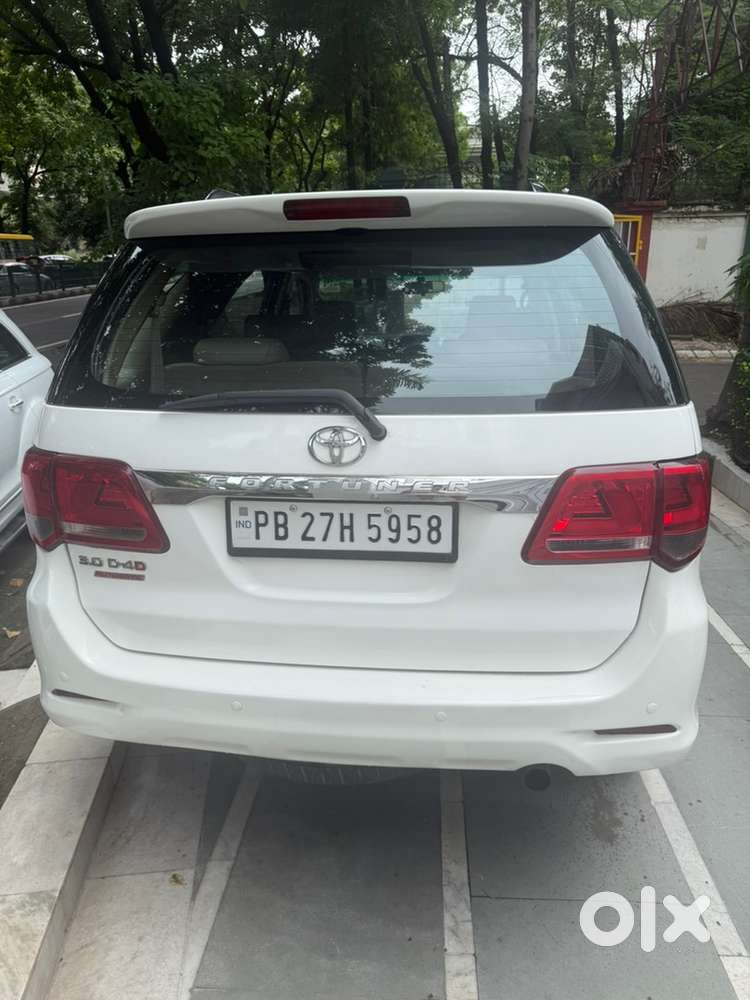 Toyota Fortuner Diesel 2014