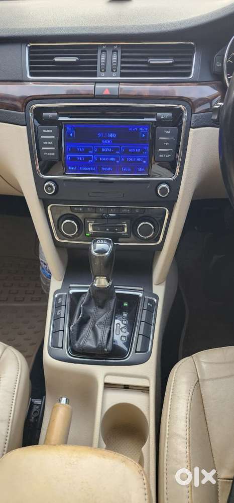 Skoda Superb 2013-2015 Elegance 1.8 Tsi At, 2014, Petrol