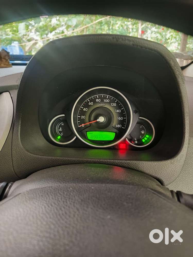 Hyundai Eon Magna +, 2012, Petrol