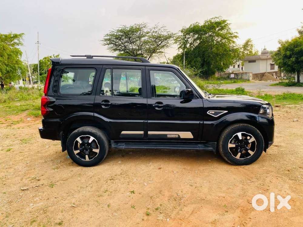 Mahindra Scorpio Classic 2.2 S 11 Mt 7 Str, 2024, Diesel