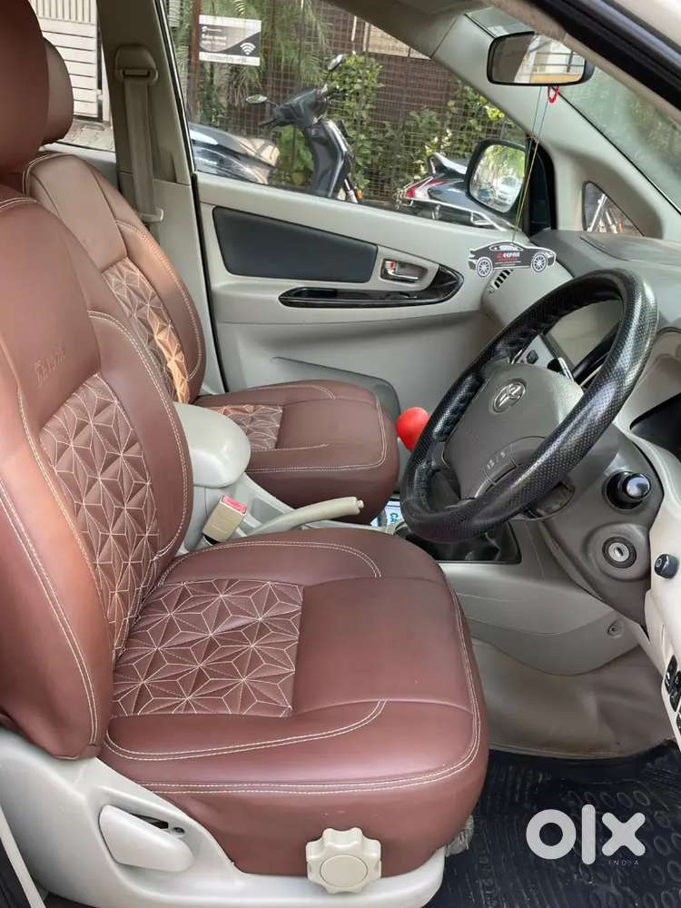 Toyota Innova 2011 Diesel Well Maintained
