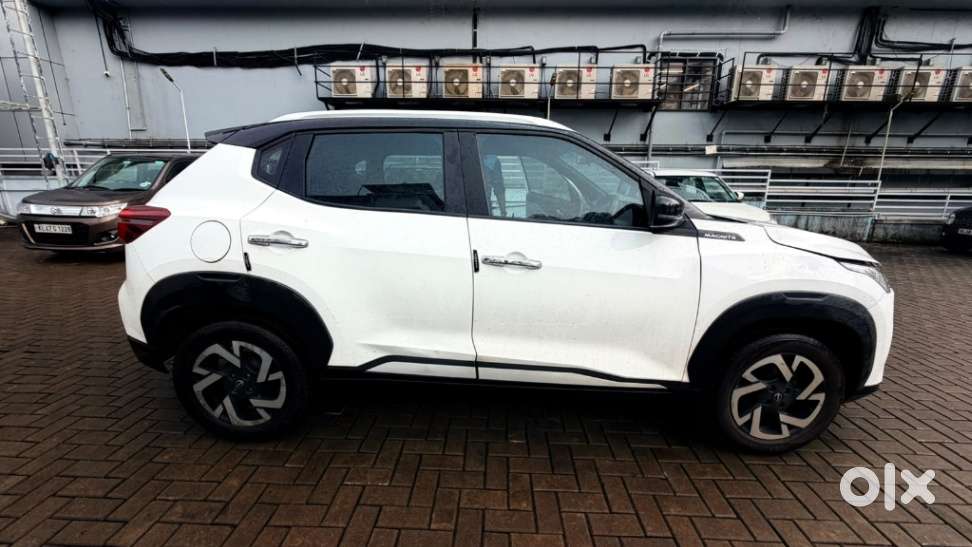 Nissan Magnite Xv Turbo, 2023, Petrol