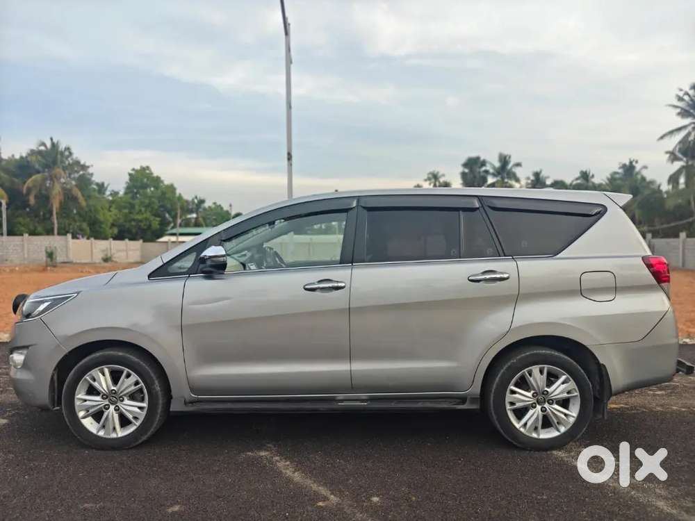 Toyota Innova Crysta 2.8 Zx At 7str 2016