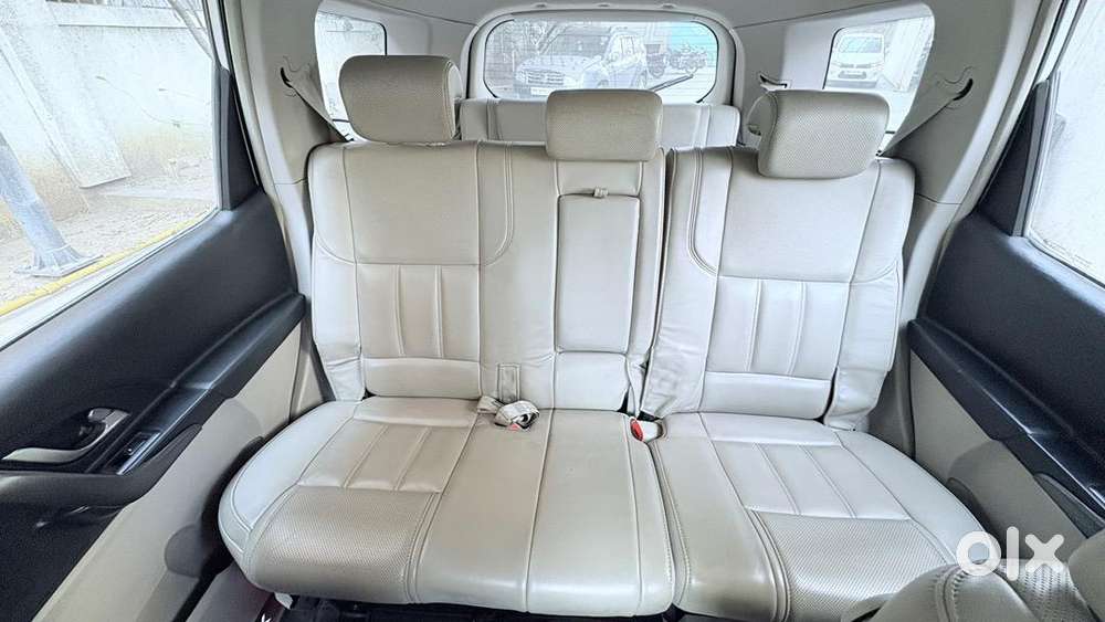 Automatic Mahindra Xuv500 2017 Diesel Well Maintained