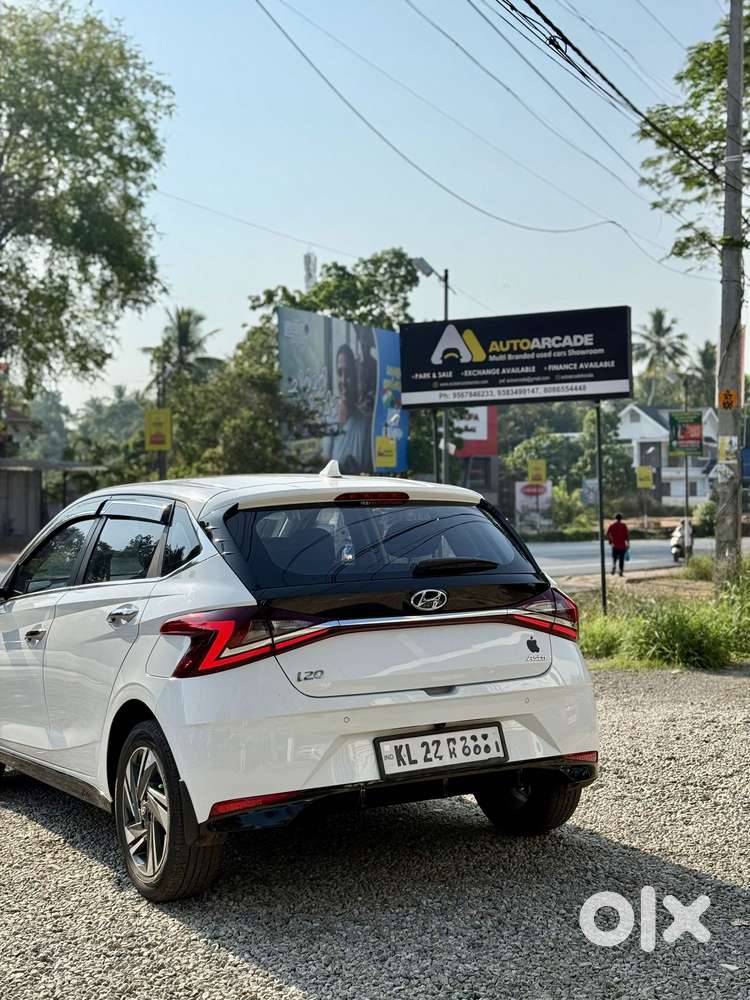 Hyundai I20 Asta (o) 1.2 Mt, 2023, Petrol