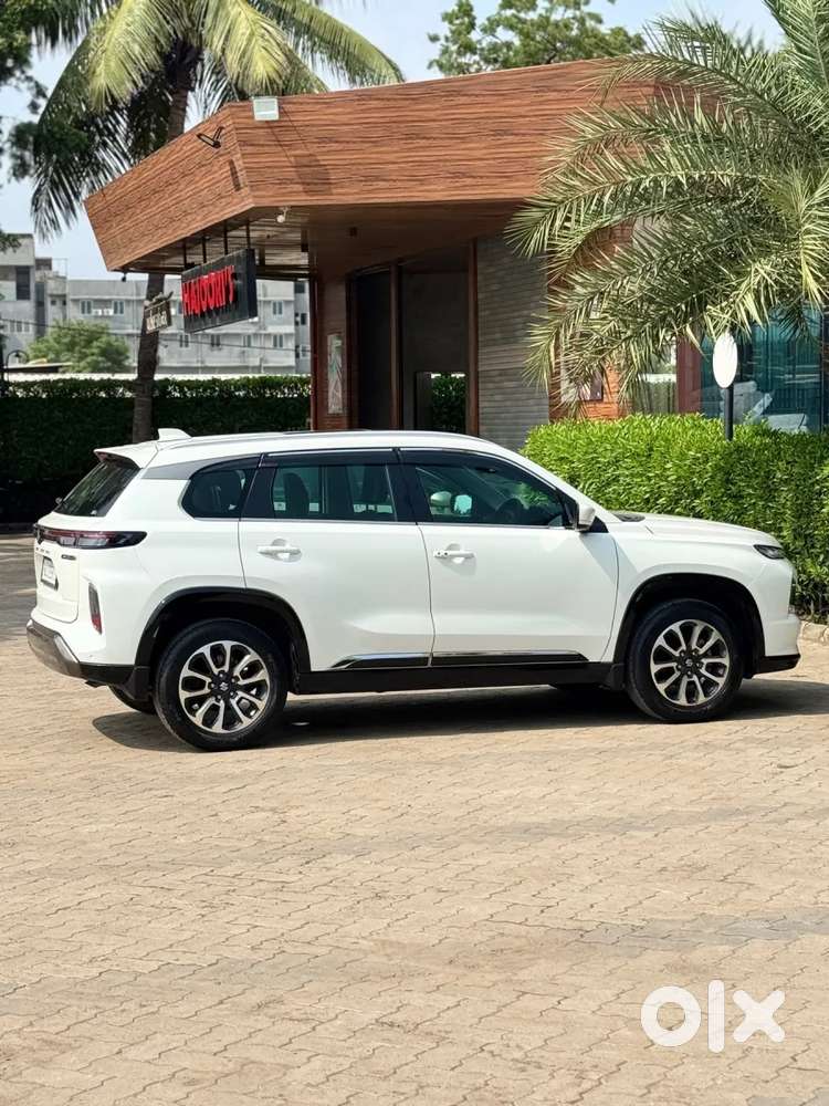 Maruti Suzuki Grand Vitara 1.5 Zeta Smart Hybrid At, 2024, Petrol