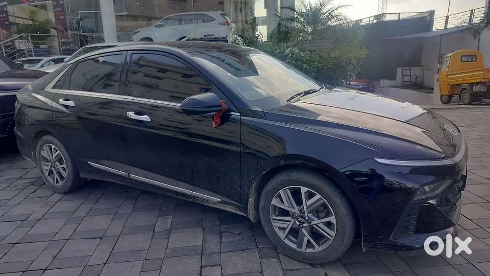 Hyundai Verna Sx(o) 2023 Petrol At