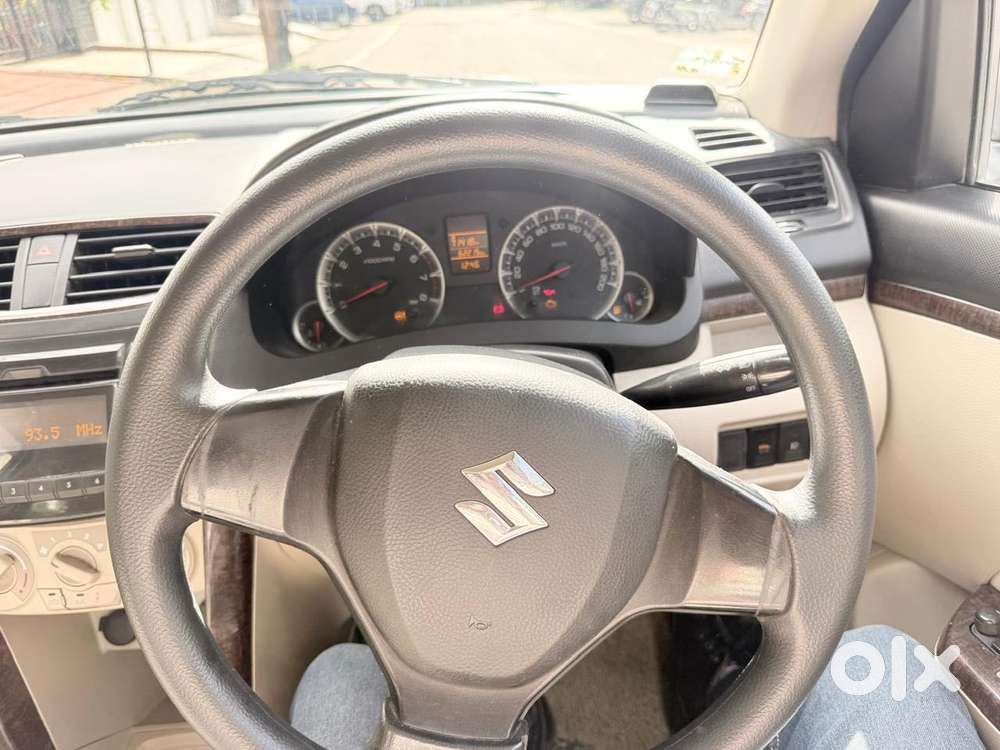 Maruti Suzuki Swift Dzire 1.3 Vxi, 2015, Petrol