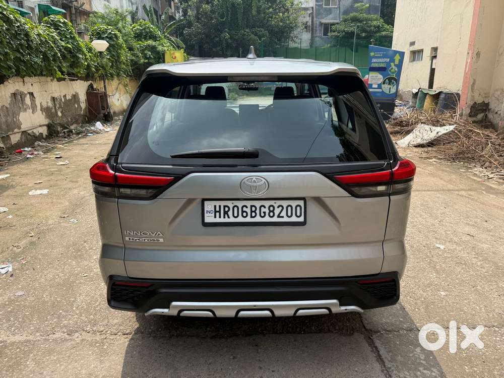 Toyota Innova Hycross 2.0 Gx 8 Str, 2024, Petrol