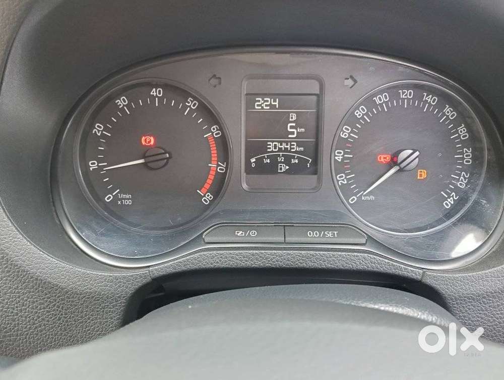 Skoda Rapid 1.6 Mpi Ambition, 2019, Petrol