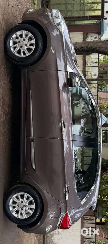 Tata Tiago 1.2 Revotron Xz, 2016, Petrol