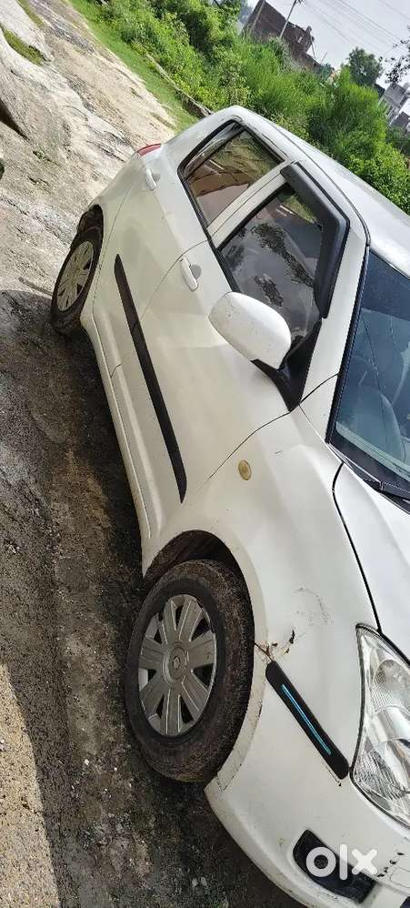Maruti Suzuki Swift 2010 Petrol 88000 Km Driven