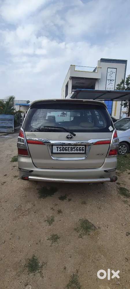 Innova Genuine Reading And Showroom Track For Sell Tyers