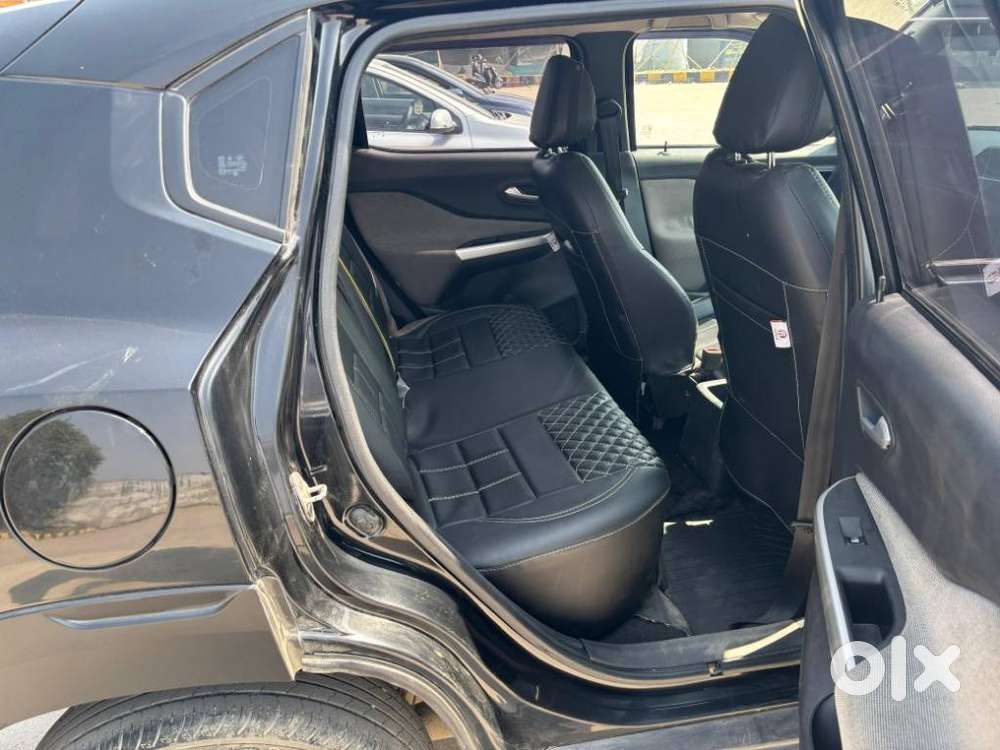 Nissan Magnite 1.0 Xv, 2023, Petrol