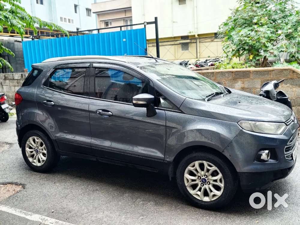 Urgent Sell Ford Ecosport 2016 Diesel Manual Top End Model