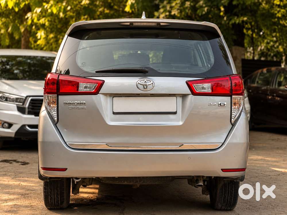 Toyota Innova Crysta 2.4 G Mt 8s, 2022, Diesel