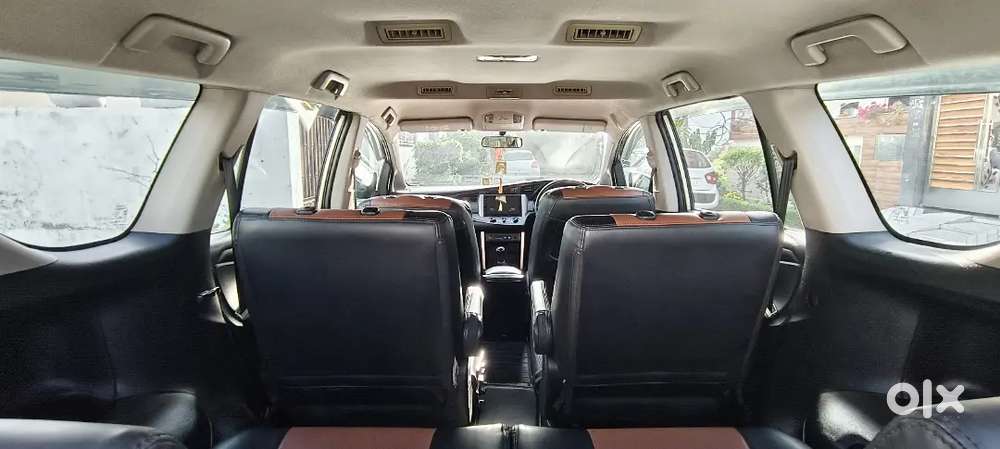 Toyota Innova Crysta 2017