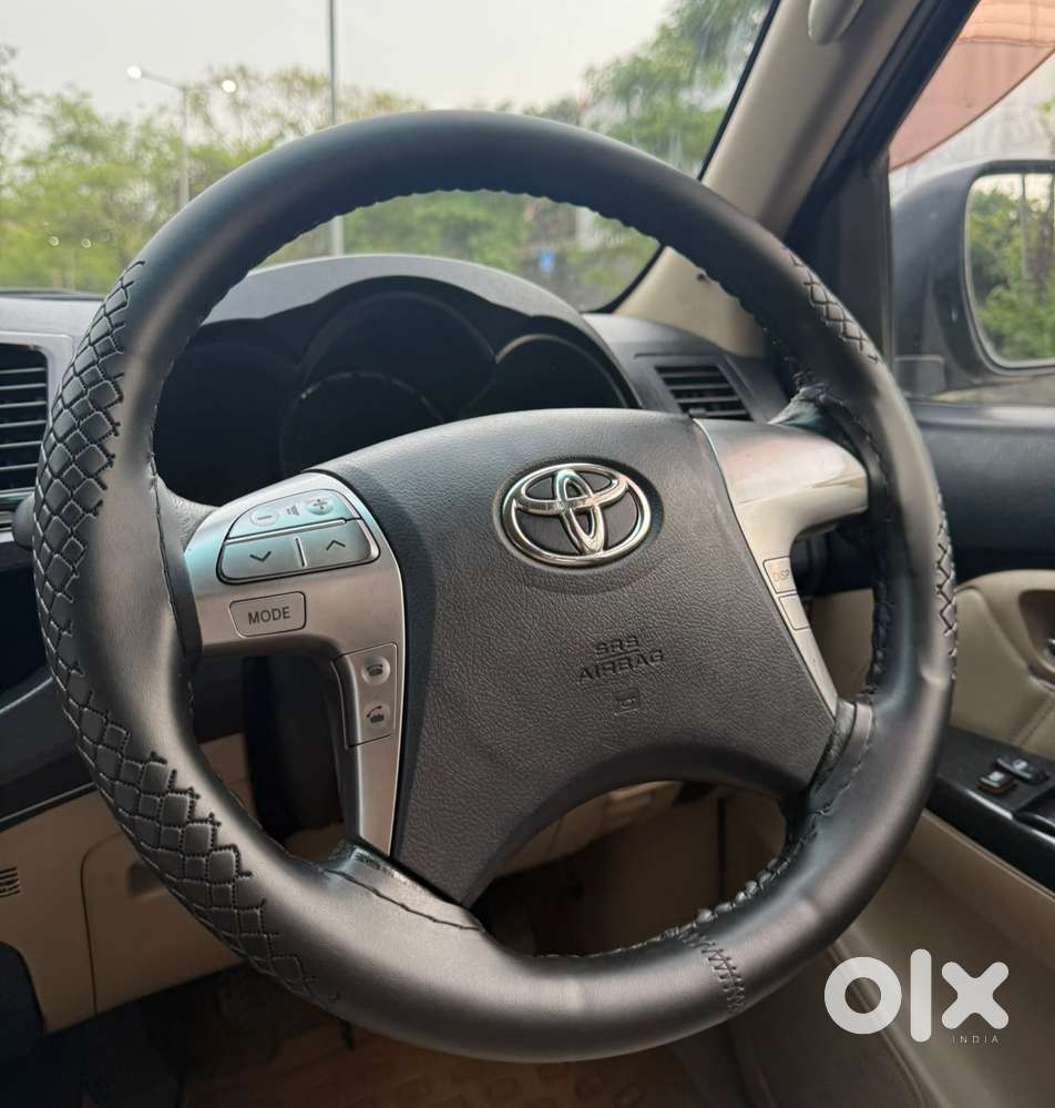 Toyota Fortuner 2.5 4x2 Mt Trd Sportivo, 2014, Diesel