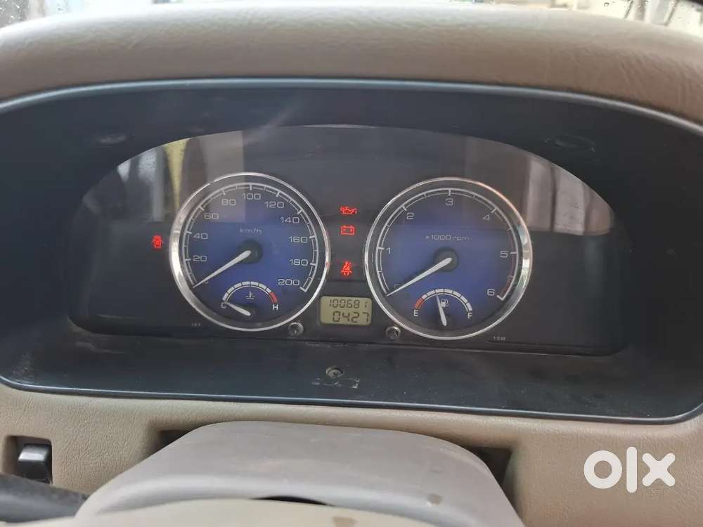 Tata Safari Lx 4x2 2010