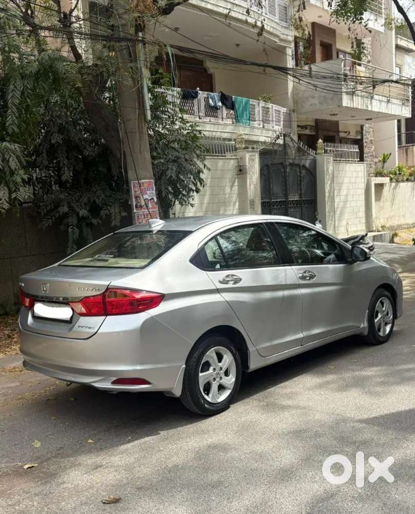 Honda City Vxo Top Model Push Button Start Sunroof 16 December Ki Hai