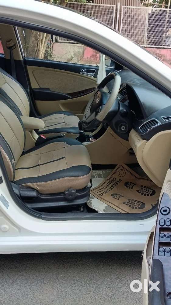 Hyundai Verna Petrol 2013
