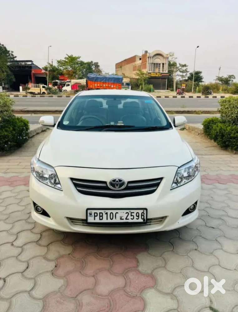Toyota Corolla 2010 Petrol 123000 Km Driven⁷