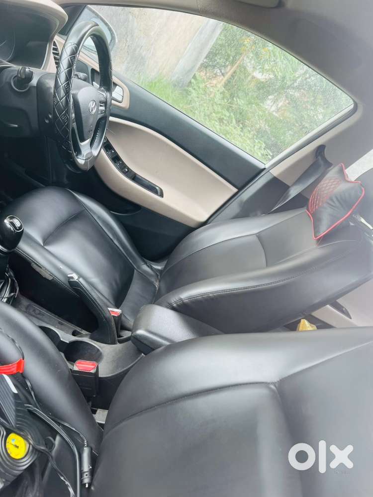 Brand New Condition Withe Aloy Wheels 1 Onwner 2032 Tk Valid Hai