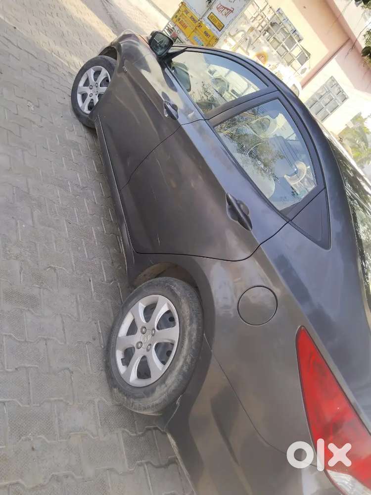 Hyundai Fluidic Verna 2013 Cng & Hybrids 98672 Km Driven