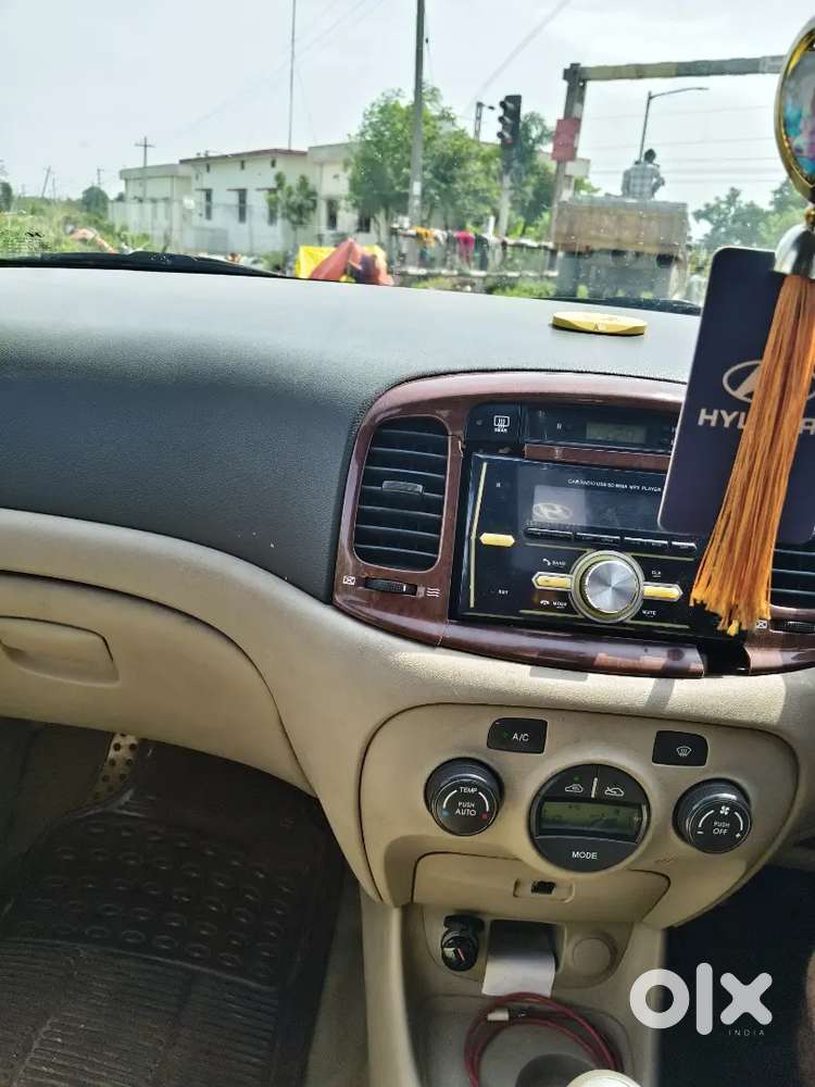 Hyundai Verna Crdi 2009