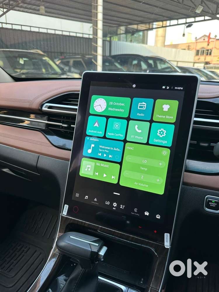 Mg Hector Plus Saavy Pro 1.5 Turbo Petrol Cvt 2024 Model
