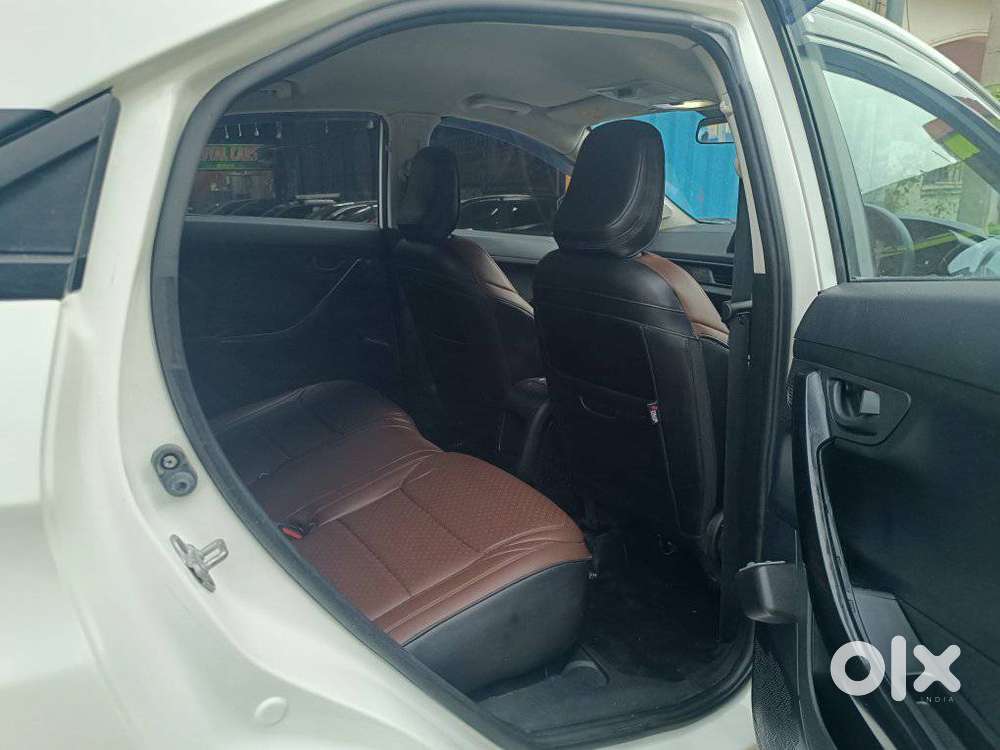 Tata Nexon Smart 1.2 Revotron Petrol 5 Mt, 2025, Petrol