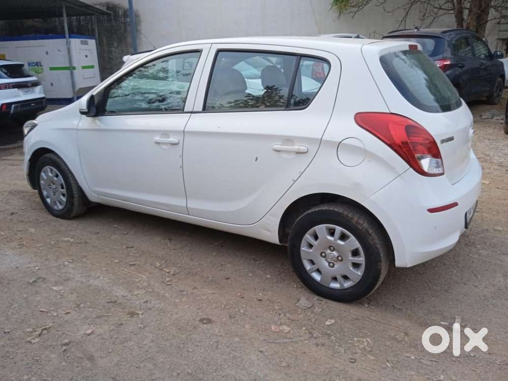 Hyundai I20 Sportz 1.2 Bs-iv, 2013, Petrol