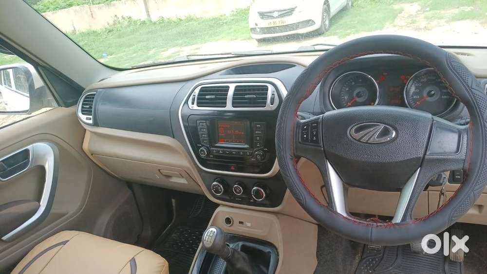 Mahindra Tuv 300 T8, 2016, Diesel