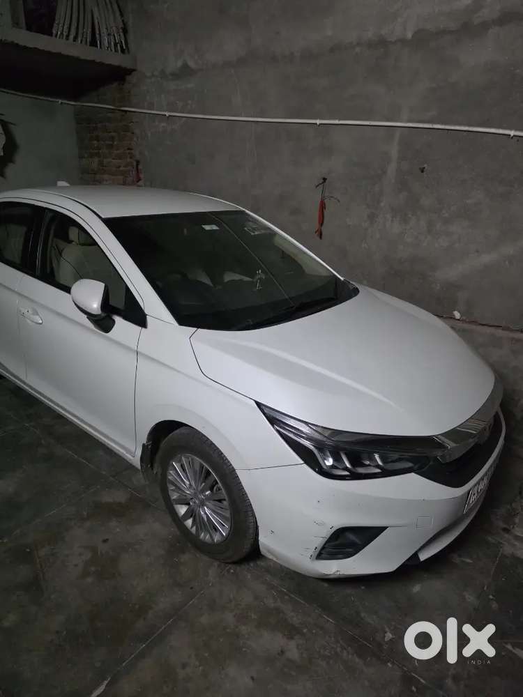 White Colour Honda