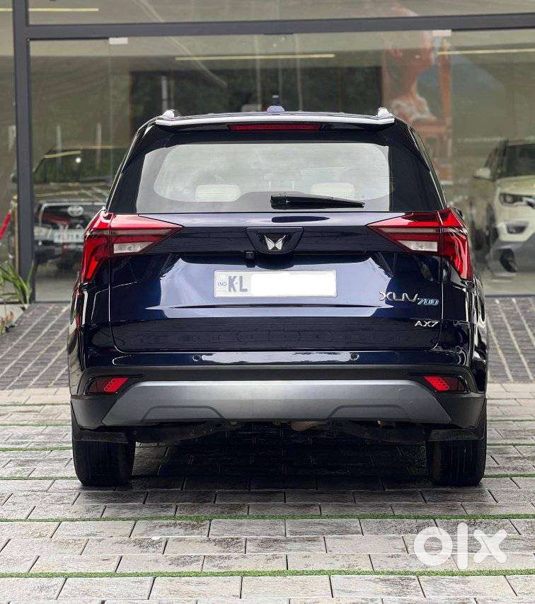 Mahindra Xuv700 2.2 Ax 7 Diesel At Luxury Pack Str Awd, 2022, Diesel