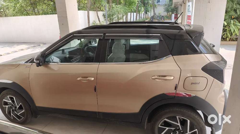 Mahindra Xuv 3xo Ax7 Luxury Petrol 2024 Topend Model