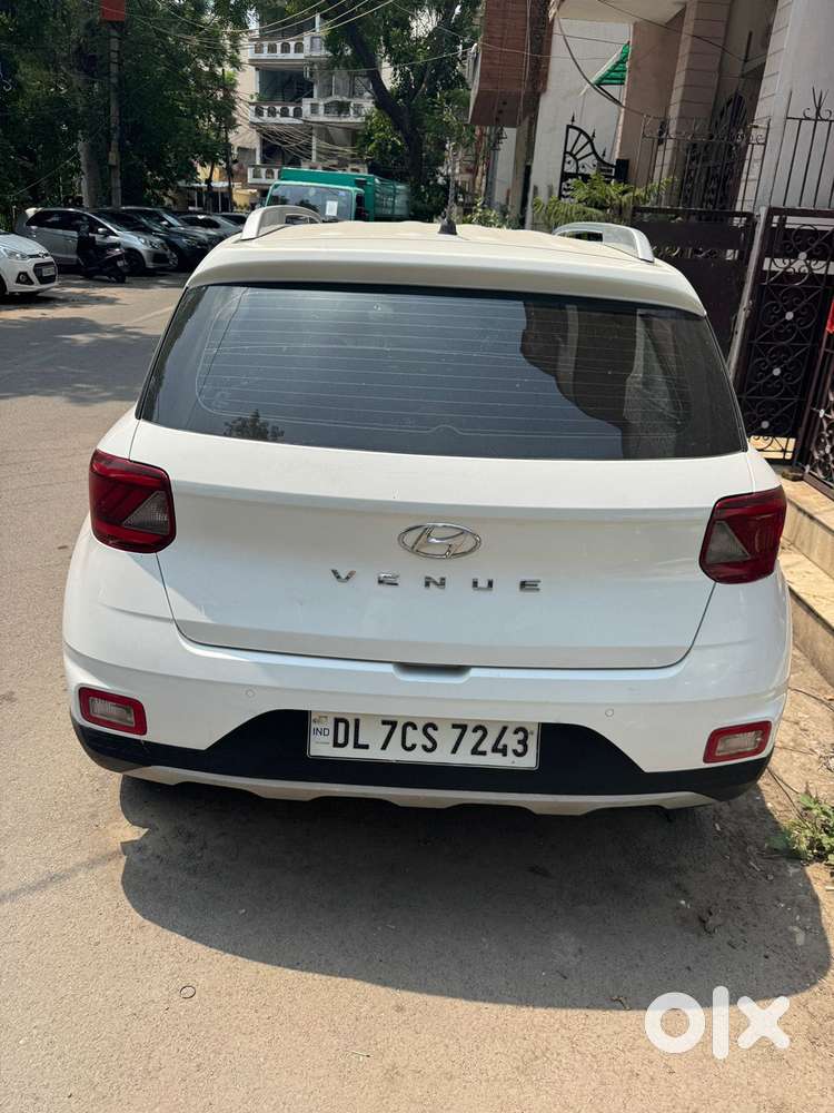 Hyundai Venue S Turbo, 2022, Petrol