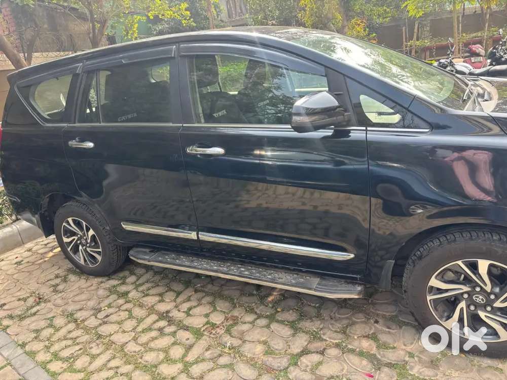 Toyota Innova Crysta 2024 Diesel 24000 Km Driven
