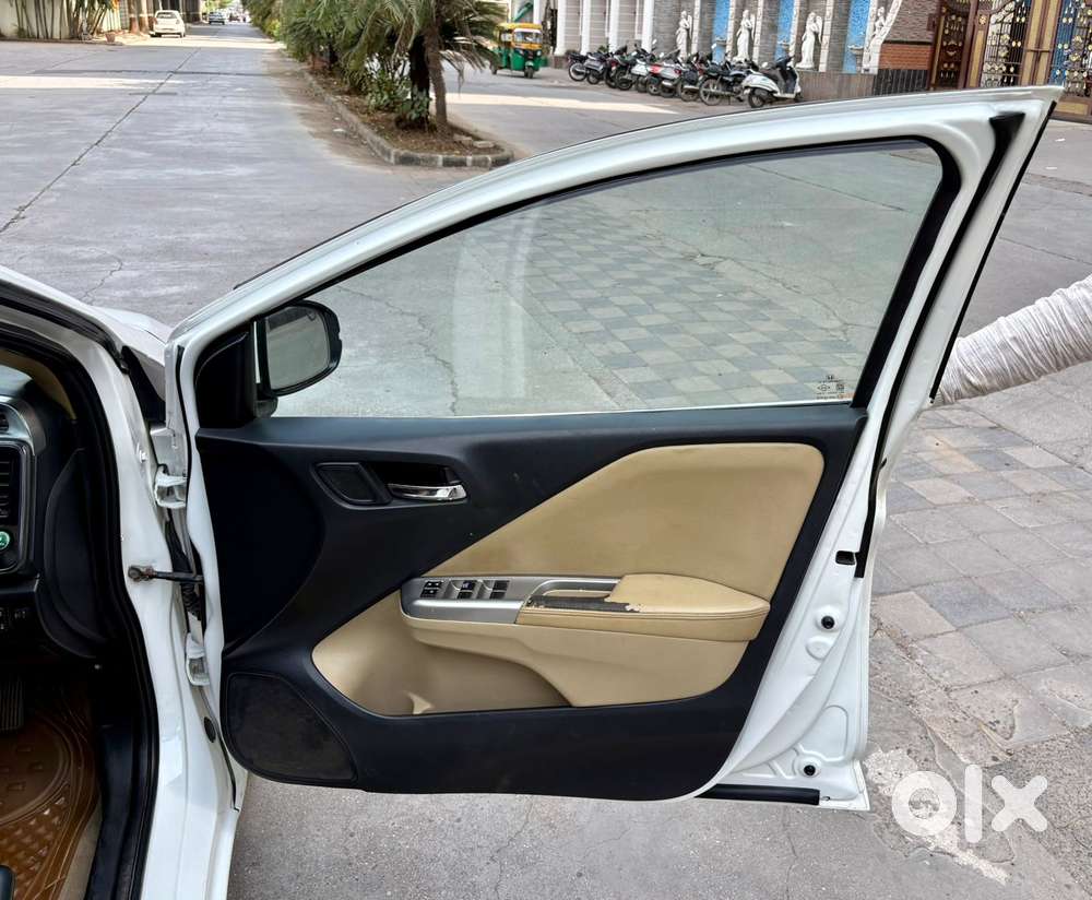 Honda City Vx (o) Mt I-vtec, 2016, Cng & Hybrids