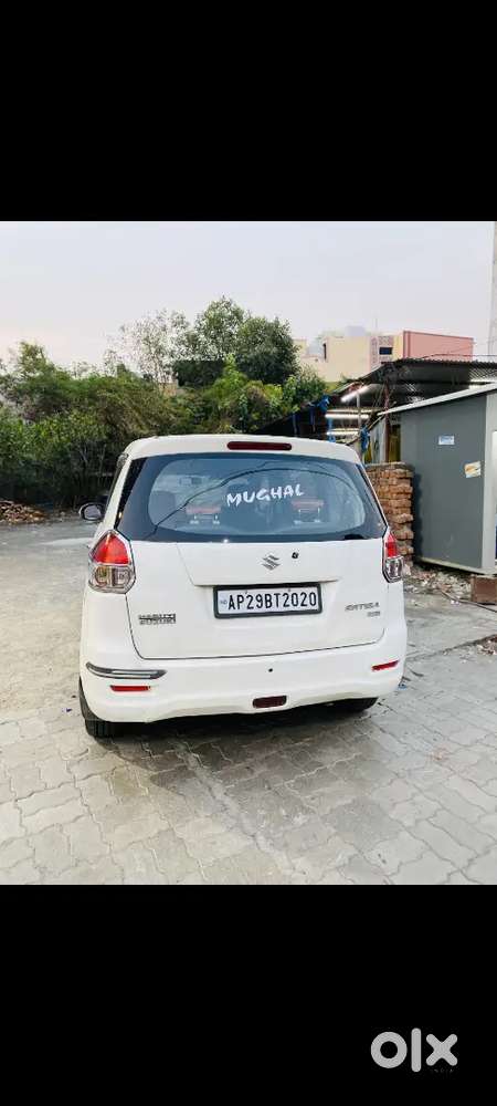 Maruti Suzuki Ertiga 2013