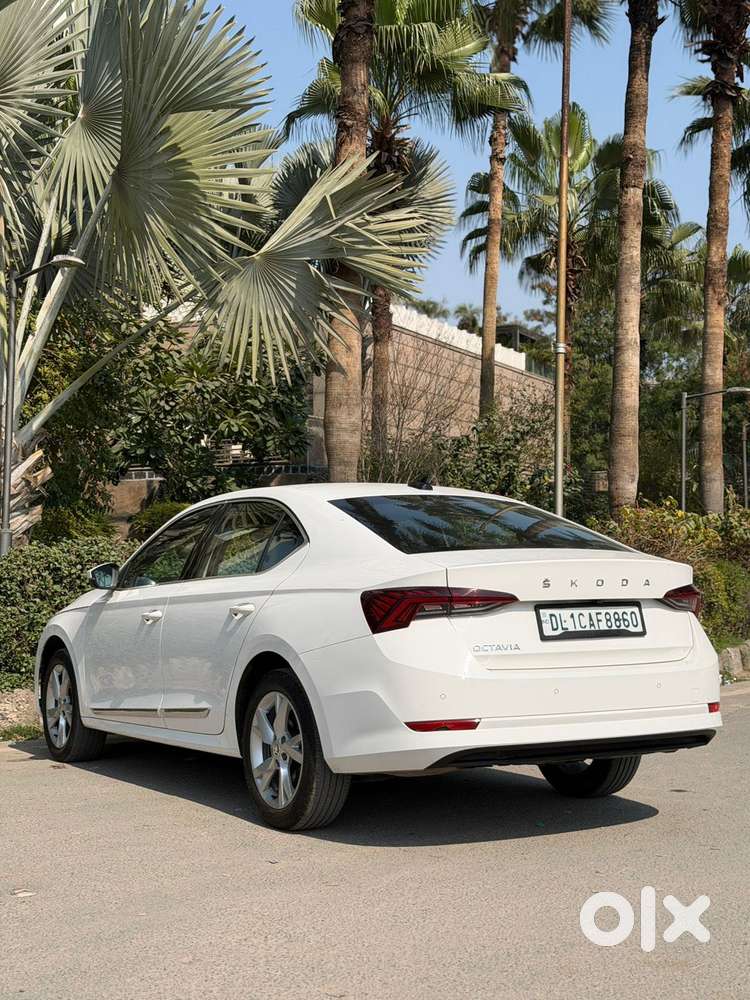 Skoda Octavia 2.0 Style Tsi At, 2022, Petrol